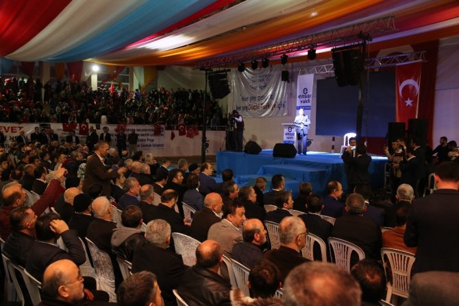 Bilal Erdoğan: “16 Nisan’da geleceğimizin bağımsızlık anlayışı üzerinde inşa edilmesine karar vereceğiz”