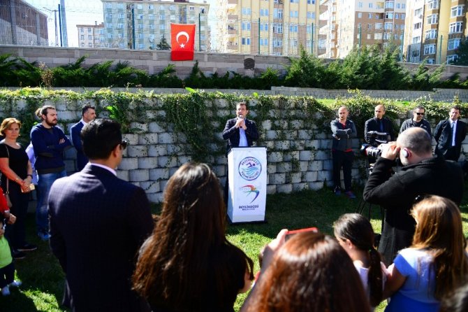 Beylikdüzü Yüzme Kulübü açıldı