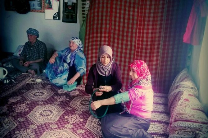 Beyaz önlükllerden “Dünya tuza dikkat haftası” etkinlikleri