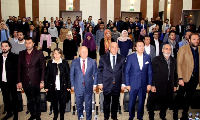 Erzurum’da sınırları aşacak yüz genç sloganı ile İslam Dünyası ve Diplomasi Eğitimi