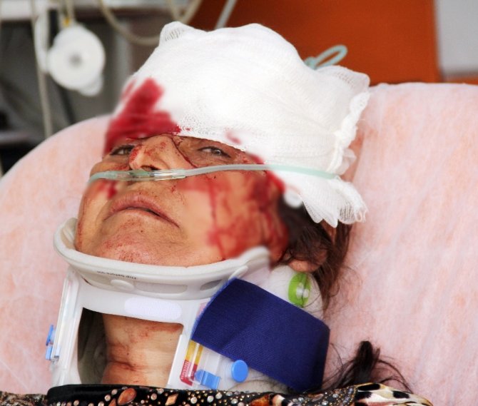 Suriyelilerin satırlı sopalı kavgası: 2’si kadın 7 yaralı
