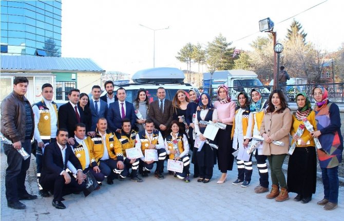 Kaymakamı Yaşar, Acil Tıp Teknisyenlerinin gününü kutladı