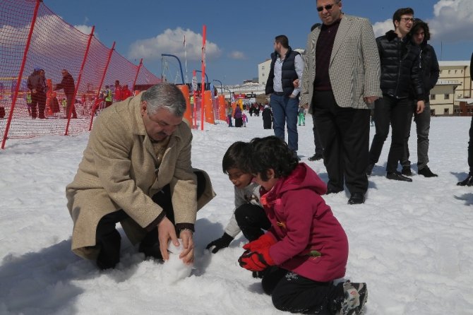 Erciyes 7. Uluslararası Engelliler Kar Festivali yapıldı