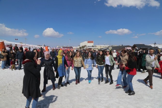 Erciyes 7. Uluslararası Engelliler Kar Festivali yapıldı