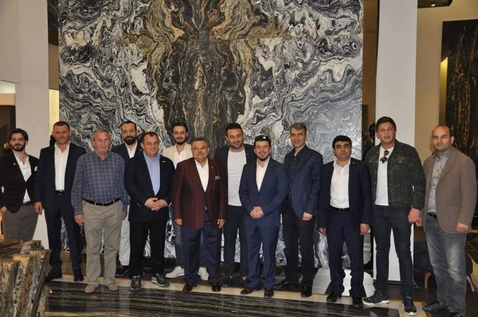 Belediye Başkanı Selim Yağcı, Uluslararası Doğaltaş ve Teknolojileri Fuarına katıldı