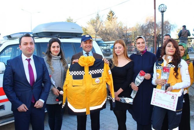 Kaymakamı Yaşar, Acil Tıp Teknisyenlerinin gününü kutladı