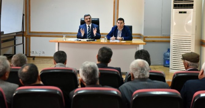 Antalya Defterdarı Avni Tolunay Mahallesi sakinleri ile buluştu
