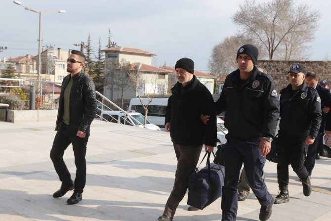 Nevşehir’de FETÖ’den 10’u polis 11 kişi adliyeye sevk edildi