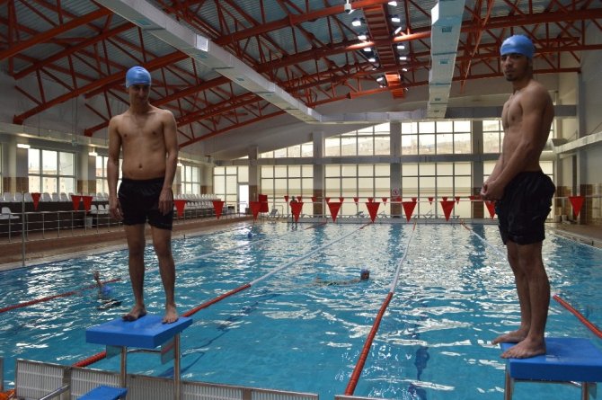 Şırnak’ta yarı olimpik yüzme havuzu hizmet vermeye başladı