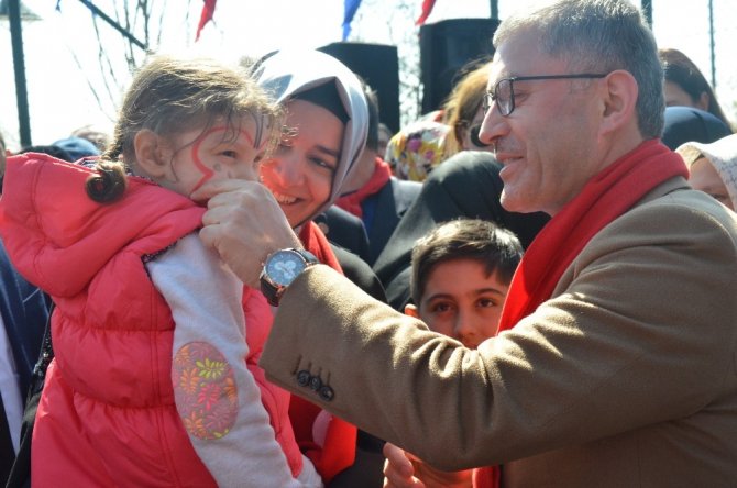 Bakan Kaya: “Hayır diyen bir Avrupa, bir Kandil var”
