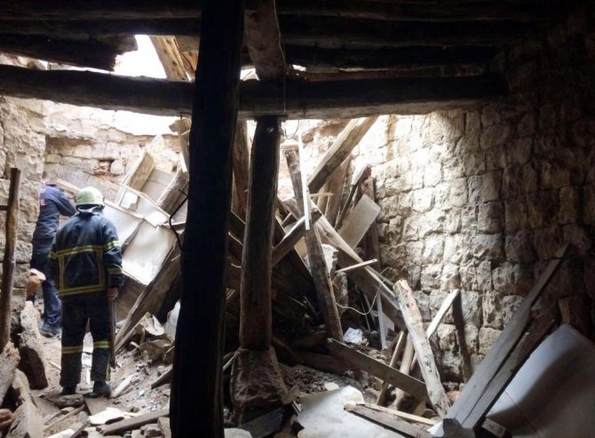 Kayseri’de iki katlı evde göçük: 1 ölü