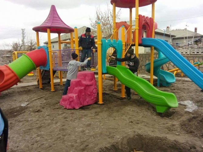 Seydişehir’de, çocuklara oyun parkları