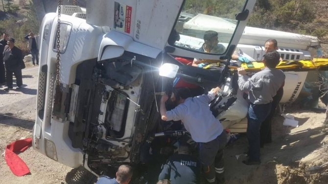 Gediz-Hisarcık karayolunda trafik kazası: 1 yaralı