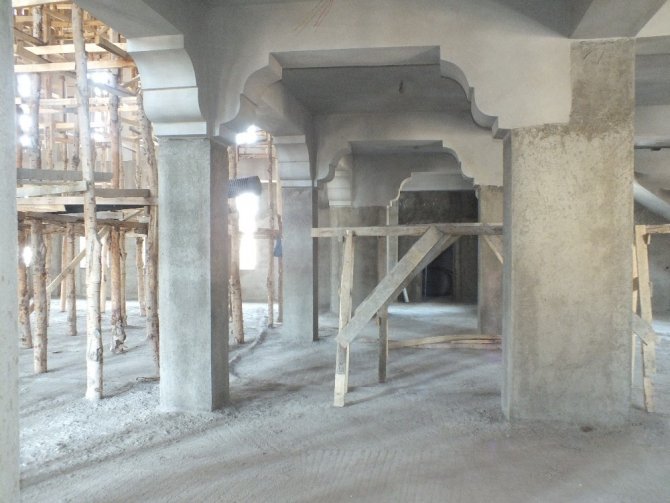 1071 Malazgirt Kümbet Camii dört yıldır bitirilemedi