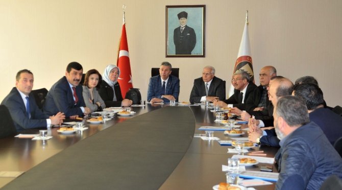 Gaziantep Sanayi Odası (GSO) ve Kocaeli Sanayi Odası Ortak Komite toplantısı, Gaziantep’te yapıldı