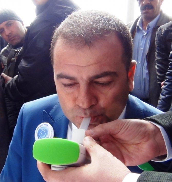 Erciş’te Mobil Sigara Bıraktırma Polikliniği hizmete girdi