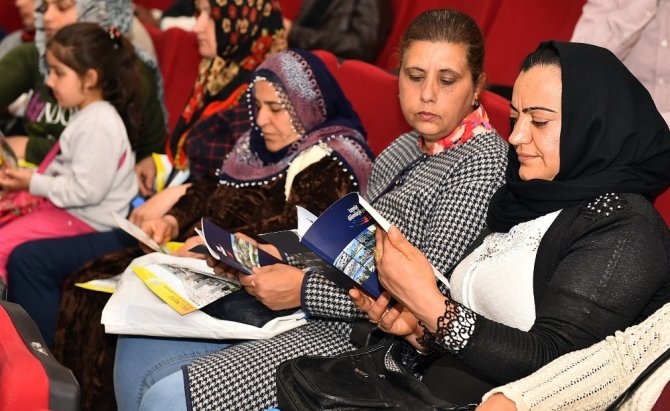 İzmir’deki Ballıkuyu Mahallesinde yerinde dönüşüm atağı