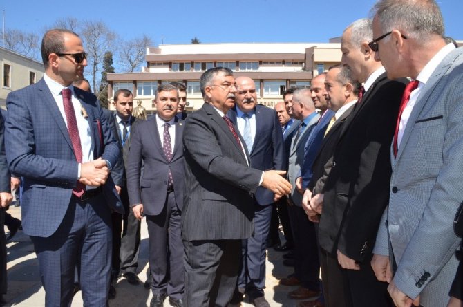 Milli Eğitim Bakanı İsmet Yılmaz Sinop’ta