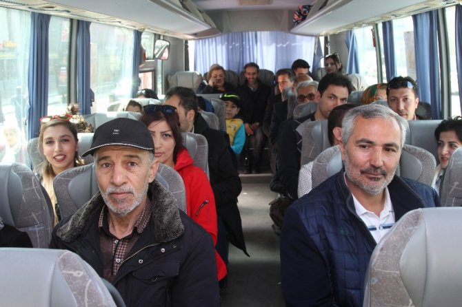 Van Büyükşehir Belediyesinden İranlı turistlere gezi kolaylığı