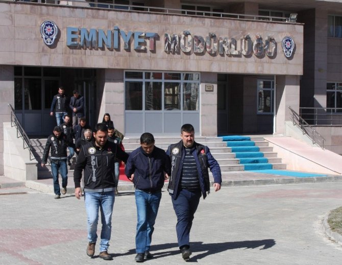 Yozgat’ta uyuşturucu operasyonunda 3 kişi tutuklandı