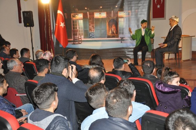 ‘Teyo Emmi’den kahkaha tufanı