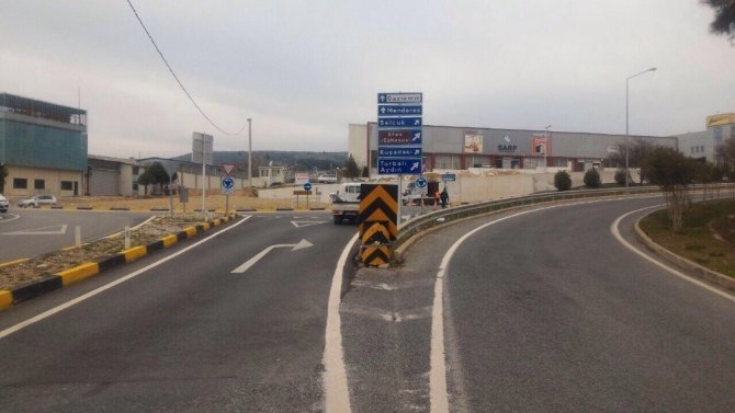 Tabela yanlışına AK Partili Kaya el attı