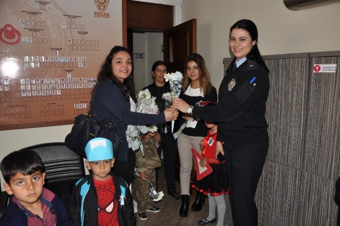 Emniyeti ziyaret eden minikler şiirleriyle coştu, coşturdu