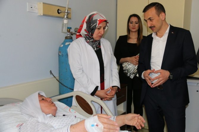 Kaymakam Çiçekli’den hasta ziyareti