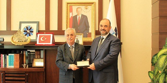 EPDK üst kurul üyesi Fazıl Şenel, ETÜ Rektörü Prof. Dr. Yaylalı’yı ziyaret etti