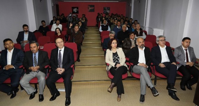 ERÜ Kayseri Meslek Yüksekokulu’nda Kariyer Planlama Semineri Düzenlendi