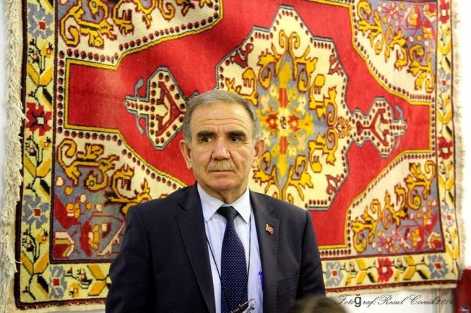 Arkeolog Mehmet Göktürk: "Kesikköprü hanı Kırşehir’de önemli bir halıcılık tesisi haline getirilebilir"