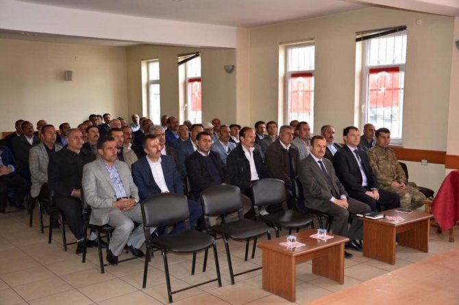 Güroymak’ta muhtarlar toplantısı