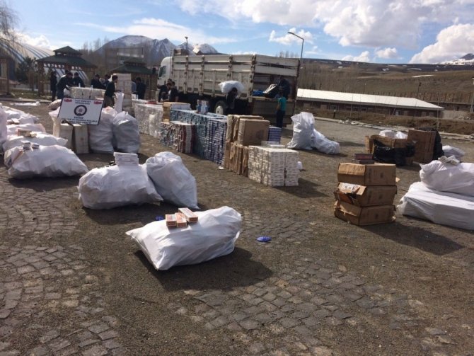 Bitlis’te 166 bin paket kaçak sigara ele geçirildi