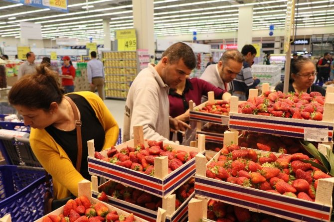 CarrefourSA 630’uncu marketini Adana’da açtı