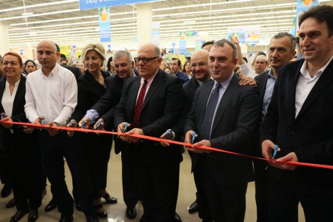 CarrefourSA 630’uncu marketini Adana’da açtı