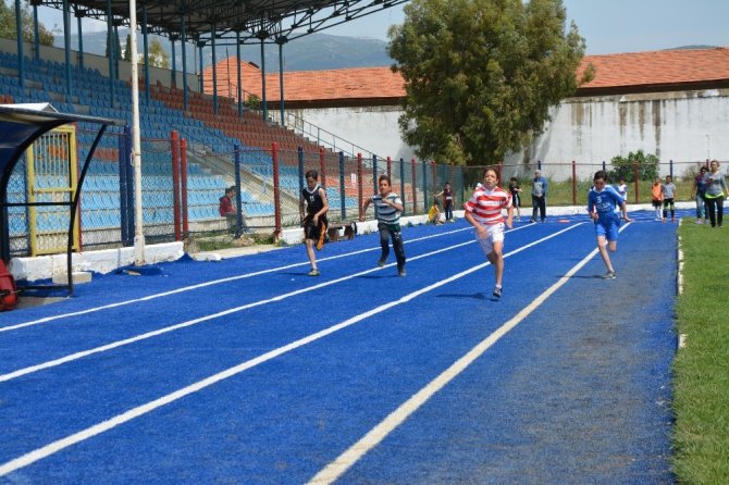 Söke’de Okullar Arası Atletizm Heyecanı Yaşandı