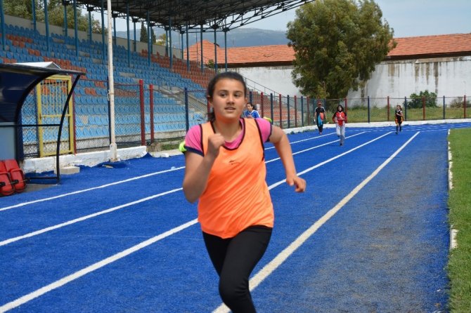 Söke’de Okullar Arası Atletizm Heyecanı Yaşandı