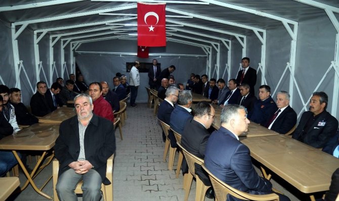 Vali Kamçı Şehit Kilci’nin Mevlidine Katıldı