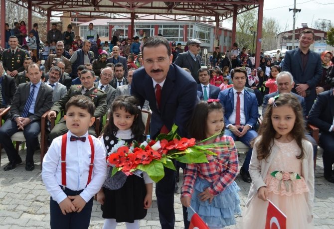 Bitlis’te 23 Nisan coşkusu