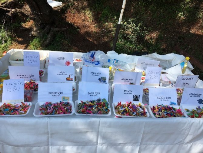 Aya Yorgi Kilisesi’ne dilek dilemek için akın ettiler