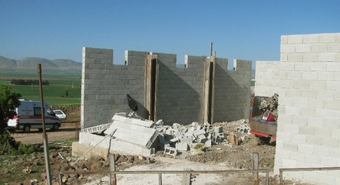 Araban’da inşaat duvarı çöktü: 1 ölü, 1 yaralı