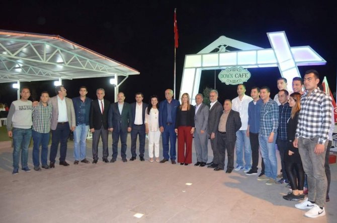 Başkan Seyfi Dingil basketbol camiasını ağırladı