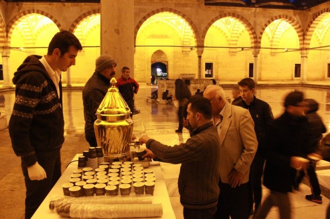 Selimiye Camii’nde Miraç Kandili coşkusu