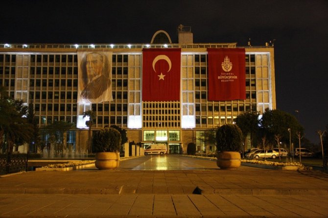İstanbul Büyükşehir Belediyesi’nde intihar