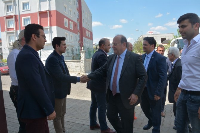 Başkan Özakcan, şoförlerle bir araya geldi