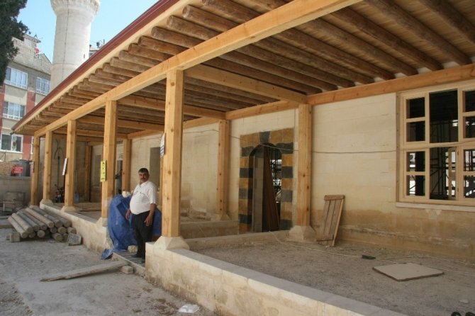 Murtaza Camii restorasyonu sürüyor