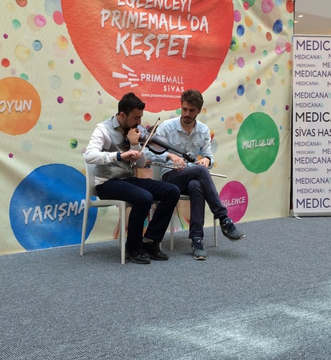 Medicana Sivas Hastanesi 23 Nisan’da çocukları unutmadı