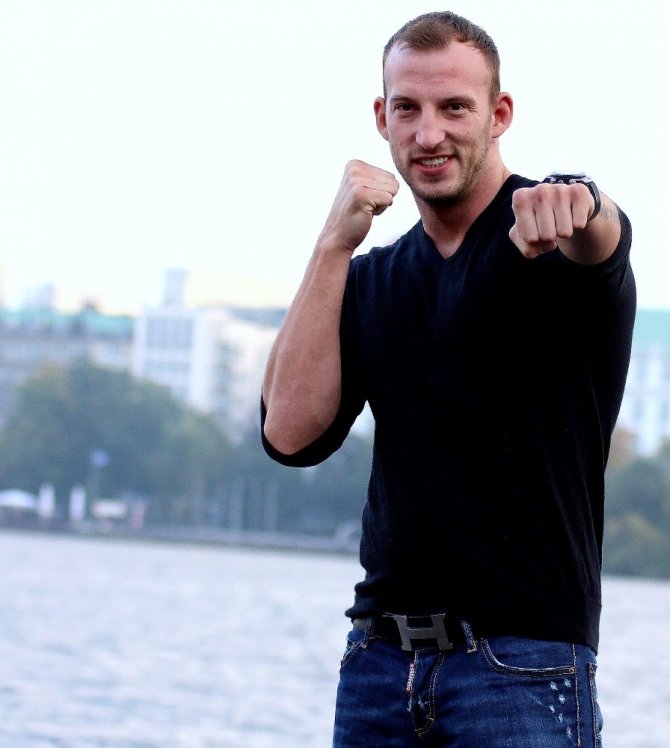 Alman boksör Başbakan Yıldırım ile görüşmek istiyor