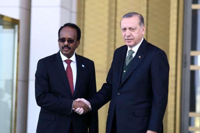 Cumhurbaşkanı Erdoğan, Somali Cumhurbaşkanı Farmajo’yu resmi törenle karşıladı