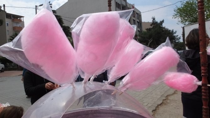 30 yıldır pamuk şeker yapıyor